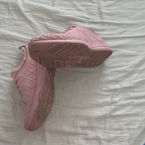 APL TechLoom Phantom Pink Knit Women's Sneakers - Picture 2 of 4